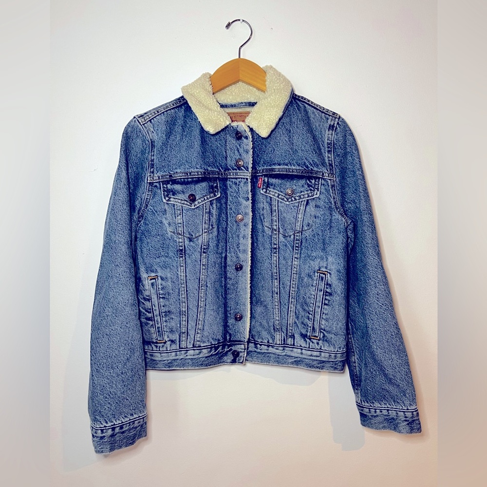 Levi’s Sherpa Trucker Jacket